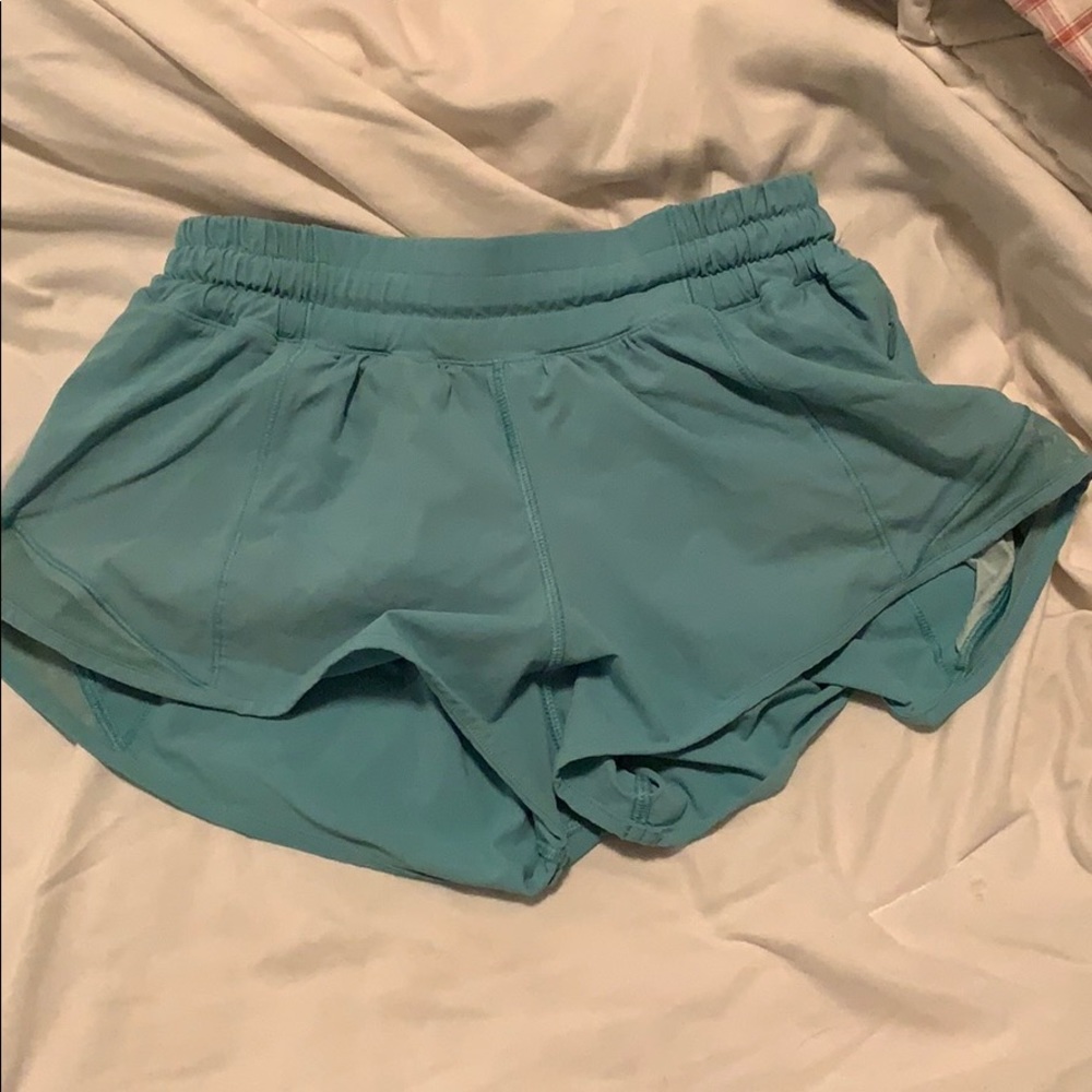 COPY - COPY - Lululemon Hotty Hot Shorts 2.5